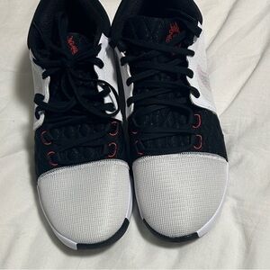 Nike LeBron witness viii Black and White Sneakers with Red Accents